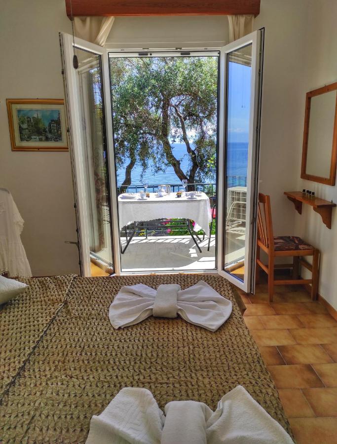 Villa Fourtuna Apartment Agios Ioannis Peristerion Extérieur photo