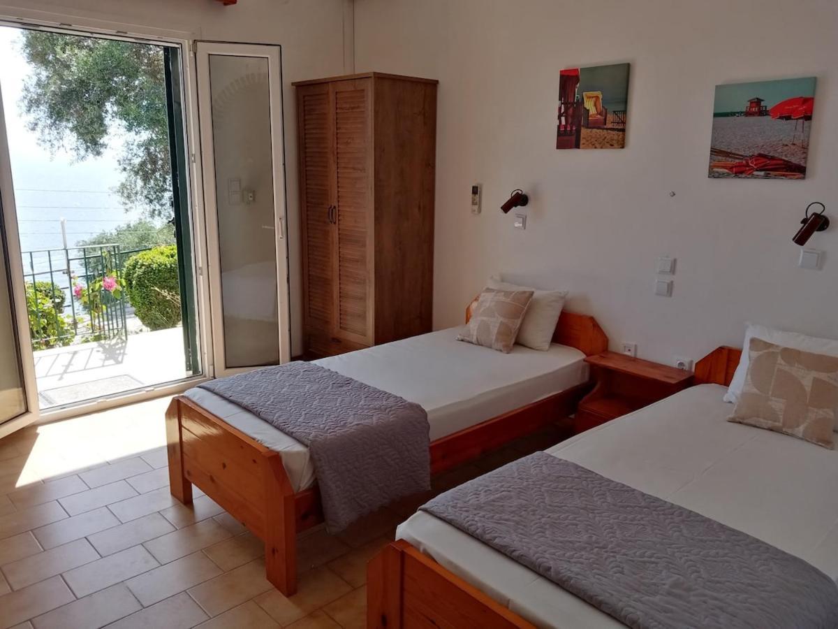 Villa Fourtuna Apartment Agios Ioannis Peristerion Extérieur photo