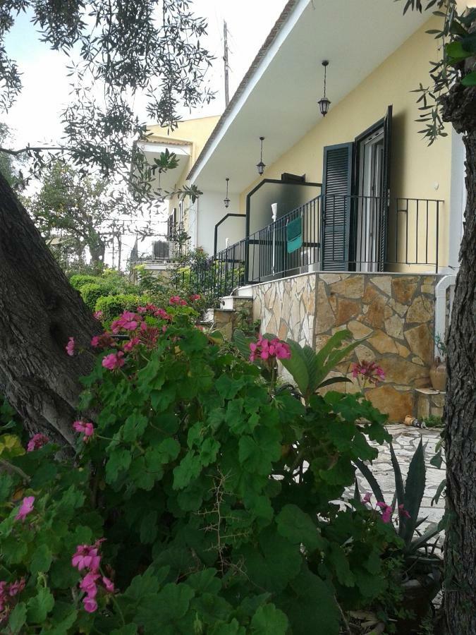 Villa Fourtuna Apartment Agios Ioannis Peristerion Extérieur photo